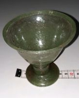 Glas grün Vase Kelch Höhe 9 cm Handarbeit Hamburg-Mitte - Hamburg St. Georg Vorschau