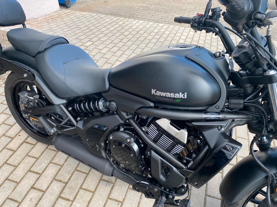 KAWASAKI EN 650 VULCAN 650 S 1 HAND + NEUE REIFEN in Nohfelden