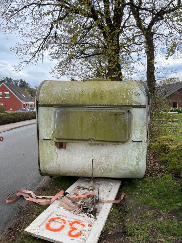 Wohnwagen Knaus Hühnerstall Unterstand in Friedeburg