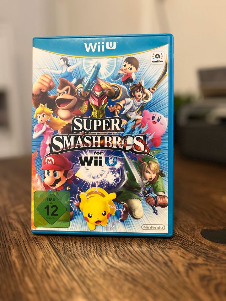 Nintendo Wii U Limited Edition Super Mario Maker + extra Spiele in Hamburg