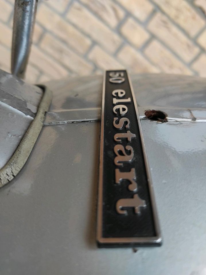 Vespa 50 N elestart in Swisttal