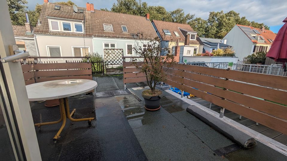 ## Riensberg, Reihenendhaus, 5 Zi., Dachterrasse, Werkstatt ## in Bremen