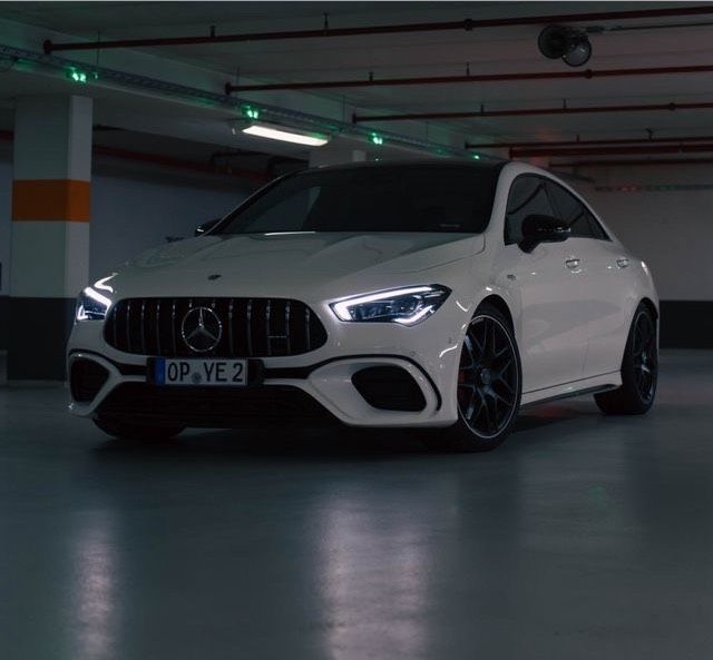 Mercedes  AMG mieten  Autovermietung Sportwagen fahren Auto mie in Köln