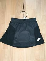 NIKE Rock Sport Tennis gr XS Mecklenburg-Vorpommern - Wismar Vorschau