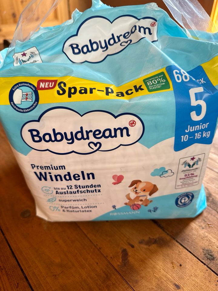 Windeln Größe 5 babydream in Berlin