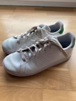 Adidas Sneaker Turnschuhe weiß grün Größe zwei UK 6, 38 2/3 Kiel - Kronshagen Vorschau