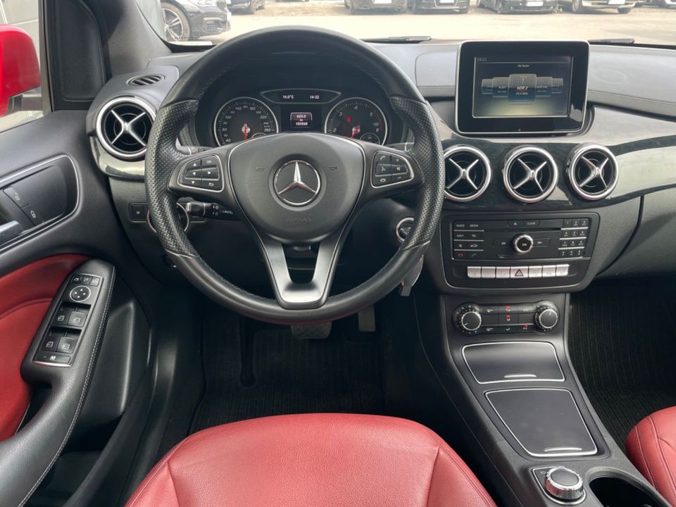 Mercedes-Benz B 220 CDI Exclusiv,Rotes Leder,Navi,Kamera in Ribnitz-Damgarten