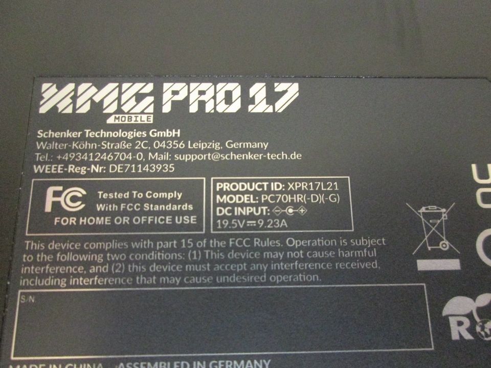 GJL20: Laptop XMG Pro 17 (Late 21) i7 2,3GHZ 32GB RAM Win11 952GB in Plauen