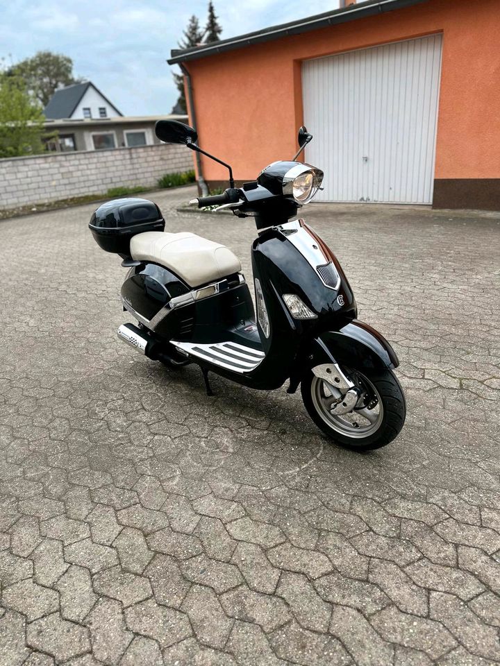 ZNEN ZN125 T-F Motorroller in Velpke