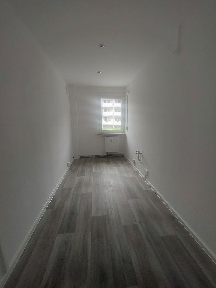 Ihr neues Zuhause erwartet Sie: komfortable 3-Raum Wohnung in Gornsdorf! in Gornsdorf