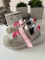 ♥ RESERVED ♥ bequeme Sneaker Turnschuhe Gr. 32 33 Nordrhein-Westfalen - Oelde Vorschau