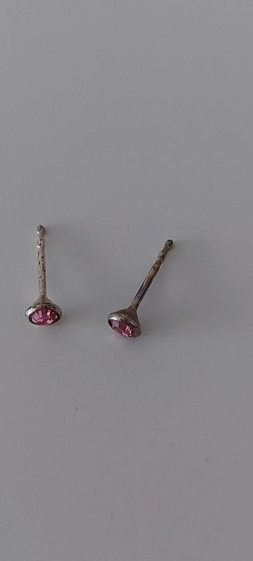 Ohrstecker, Ohrringe, Ohrschmuck, rosa, vermutlich Erststecker fü in Taunusstein