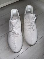 Adidas YEEZY BOOST 350 v2 white in 44 Niedersachsen - Vechelde Vorschau