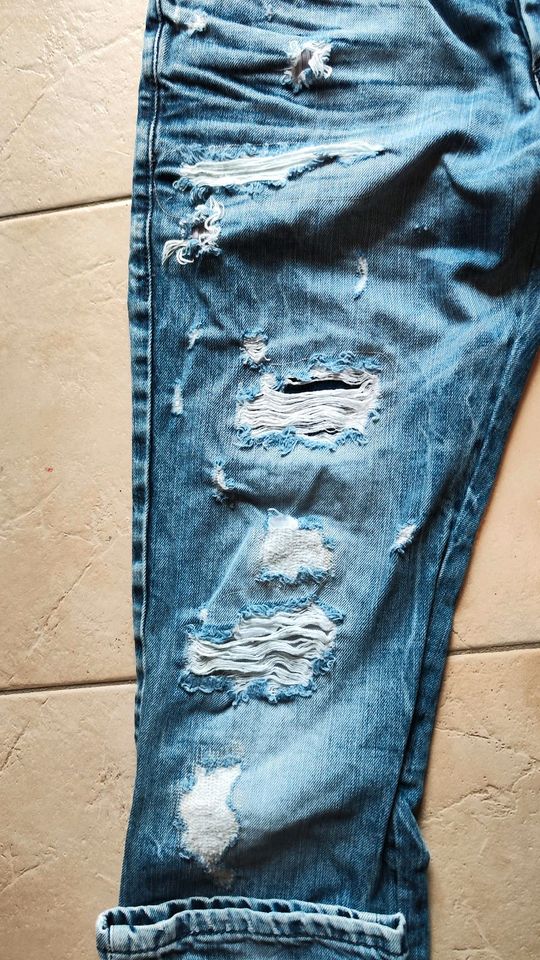 Jeans von Red Bridge gr 31/32 in Arzfeld