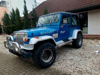 Jeep Wrangler 4,0 absoluter Hingucker 1 J.  Garantie Wiesbaden - Erbenheim Vorschau