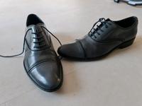 JOOP Herren Schuhe Business Schnürschuhe 41 grau Leder edel Nordrhein-Westfalen - Hamm Vorschau