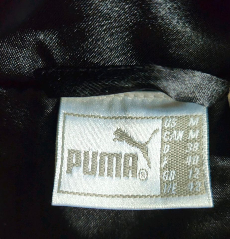 Puma Jacke Gr. M / 38 in Daaden