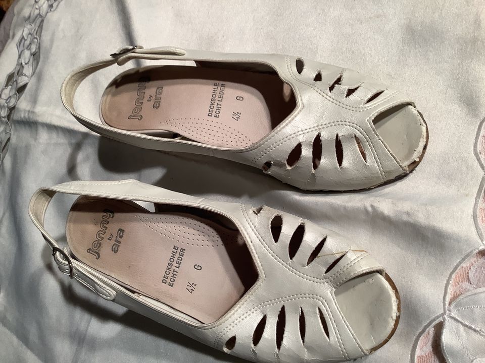 Weiße ARA Mod.Jenny Sandalen ganz bes.weich Gr. 4 1/2 G in München -  Sendling-Westpark | eBay Kleinanzeigen ist jetzt Kleinanzeigen