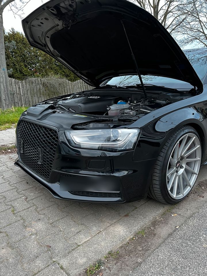 Audi A4 b8 Facelift 2014/15 3 s-line in Mannheim