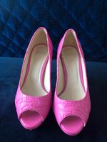 Schuhe High Heels Versace Pumps Gr 37,5 Düsseldorf - Friedrichstadt Vorschau