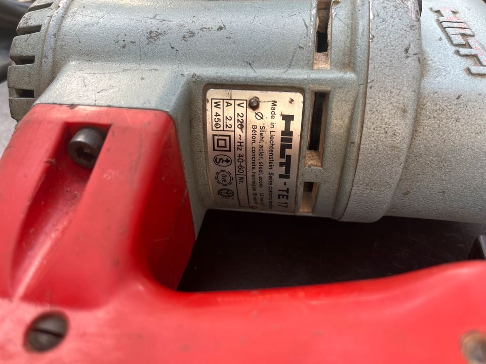 Hilti TE 17 Bohrhammer mit SDS Plus Aufnahme in Berlin