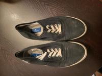 Stark gebrauchte schwarze Damen Sneaker Niedersachsen - Oldenburg Vorschau