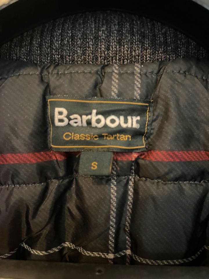Barbour Classic Tartan Pulover, Jacke S in Mölln
