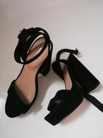 Pumps Highheels Damenschuh schwarz Gr. 37  Even&odd Absatzschuhe Baden-Württemberg - Möckmühl Vorschau