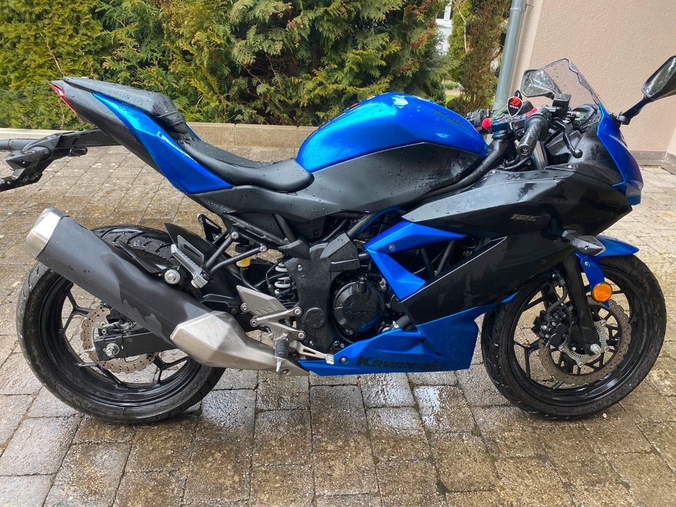 Kawasaki Ninja 125 in Dürmentingen