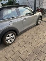 Mini Cooper Winterreifen Leichtmetallfelgen Stuttgart - Stuttgart-Ost Vorschau