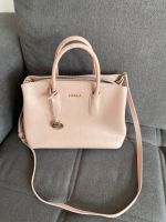 Furla Schultertasche Umhängetasche Damentasche Ledertasche rosa Nürnberg (Mittelfr) - Südoststadt Vorschau