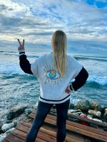 Ibiza College Strickjacke „Eye of Karma“ Bochum - Bochum-Ost Vorschau