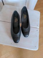 Pumps Bleil Gr 38 schwarz weiches Leder Absatz 3 cm Germany TOP Bayern - Mömlingen Vorschau