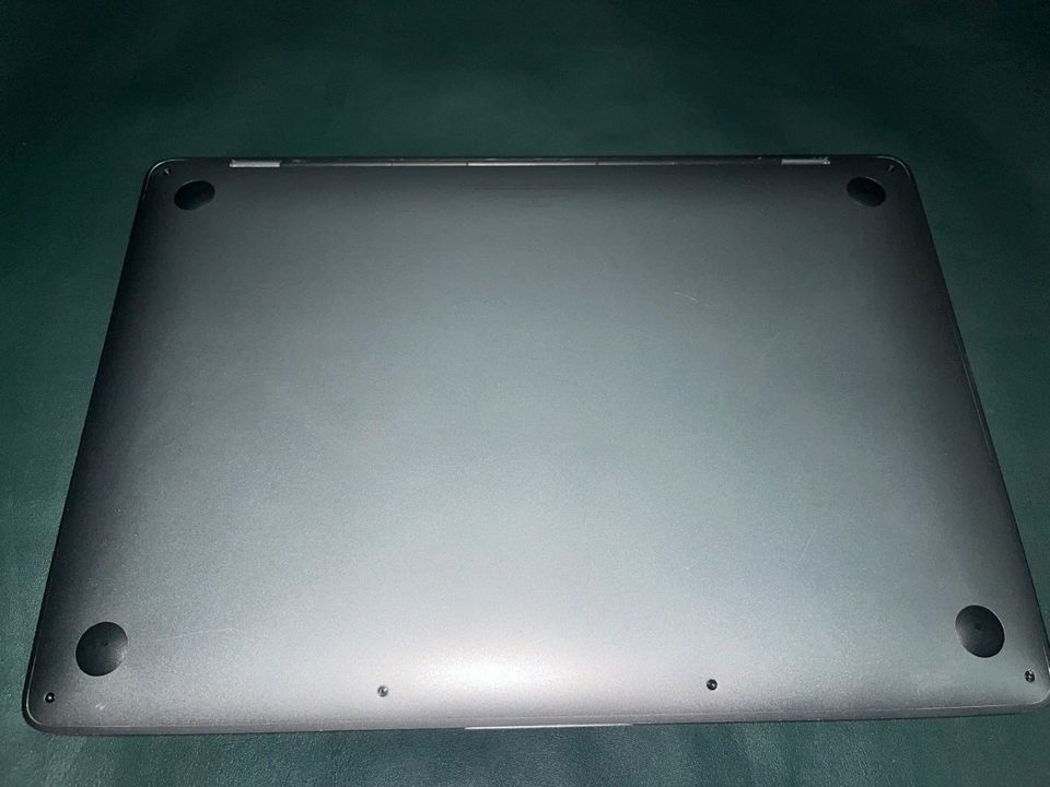 MacBook Pro A2289 13“2020 Motherboard in Köln