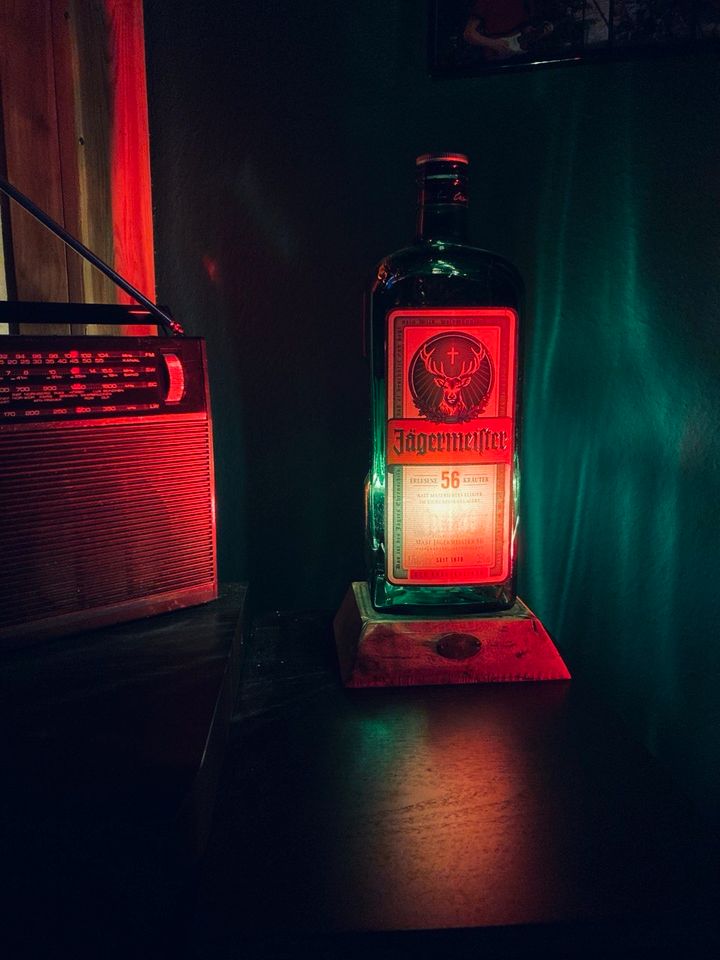 Jägermeister Lampe 1,5 L Party Flaschenlampe Jägermeister in Meinersen