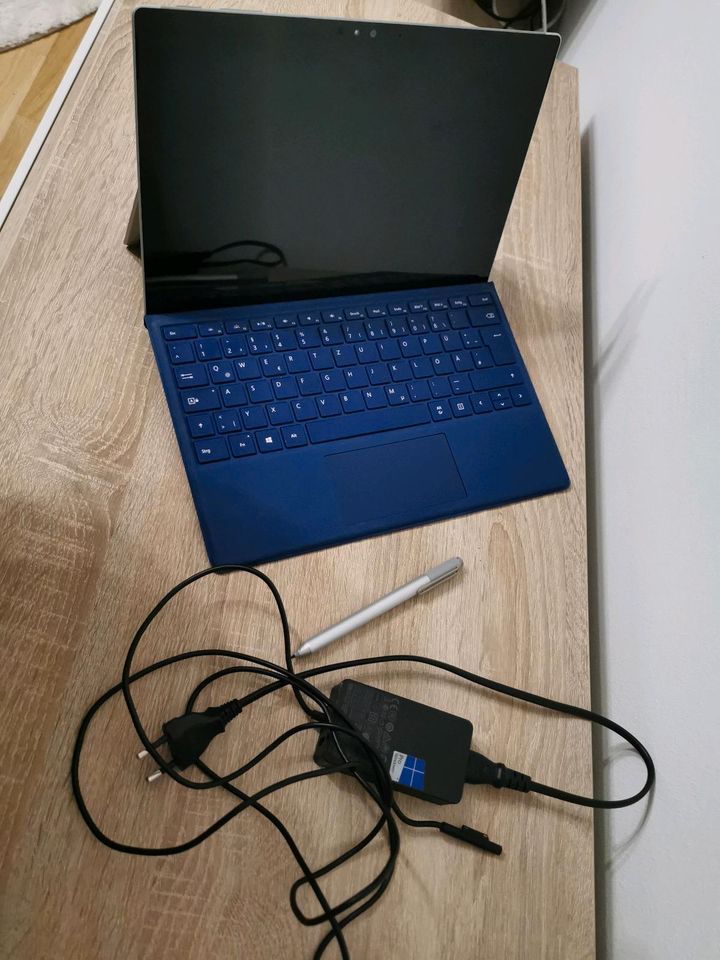 Microsoft surface pro 4 in Germering