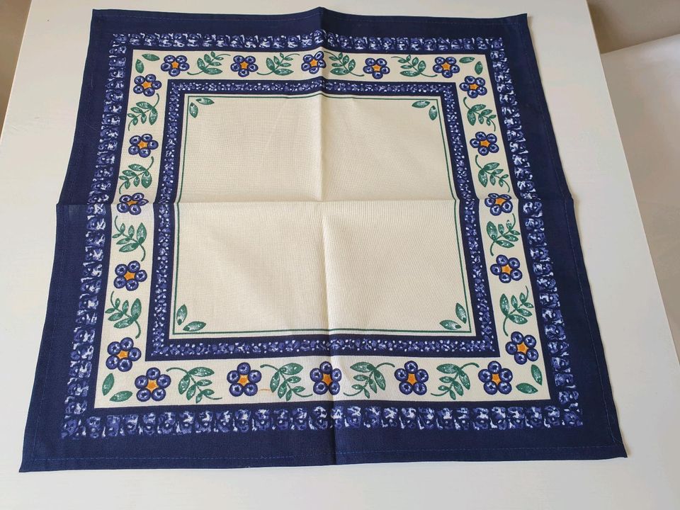 Bürgeler Textilkunst Bürgel blau weiß neu in Wustermark