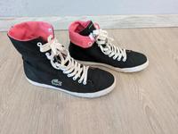 Lacoste Schuhe Sneaker Chucks Schnürschuhe Gr. 39,5 Nordrhein-Westfalen - Oerlinghausen Vorschau