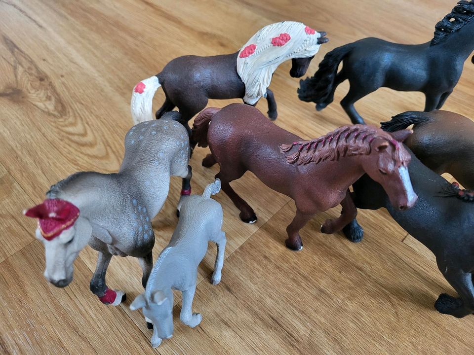 Schleich Pferde - Herde 1 in Lengede