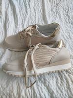 Damenschuhe sneaker gr.39 NEUE Hessen - Bruchköbel Vorschau