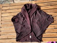 BLIND DATE Pocho Überwurf  Damen Gr.L/XL rot/schwarz Strickjacke Bayern - Creußen Vorschau