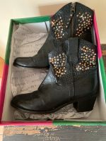 Boots, Cowboy, Western,kurz, Lazamani, 39, schwarz, Leder, Nieten Nordrhein-Westfalen - Schwerte Vorschau