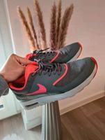 Nike Thea, pink/ grau Bayern - Hirschaid Vorschau