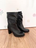 LASOCKI Stiefelette Stiefel schwarz Gr. 38 neuwertig Brandenburg - Ludwigsfelde Vorschau