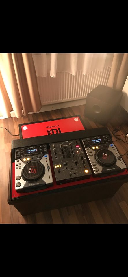 DJ Set pioneer 2x CDJ400 + DJM400 + Fightcase . Top Zustand! in Neckarsteinach