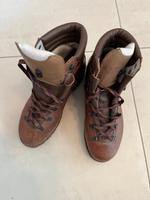 Verkaufe Bergschuhe von Hanwag Größe 44 Dresden - Cotta Vorschau