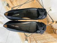 Ballerina Leder schwarz Prada 38 Schleife Velour Schleswig-Holstein - Flensburg Vorschau