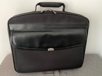 Notebook- / Aktentasche (bis 17-Zoll-Notebooks) Sachsen-Anhalt - Halle Vorschau