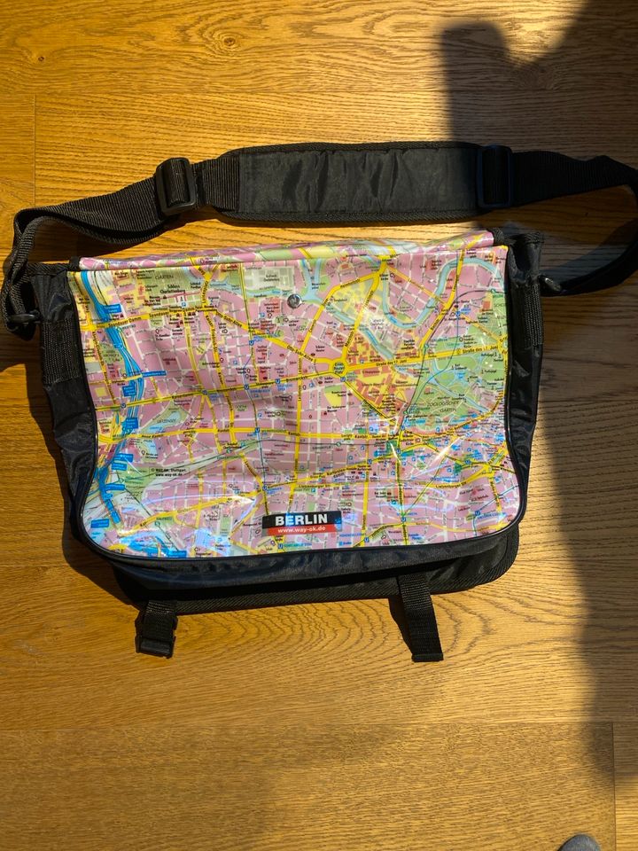 Berlin Tasche zu verkaufen in Stuttgart