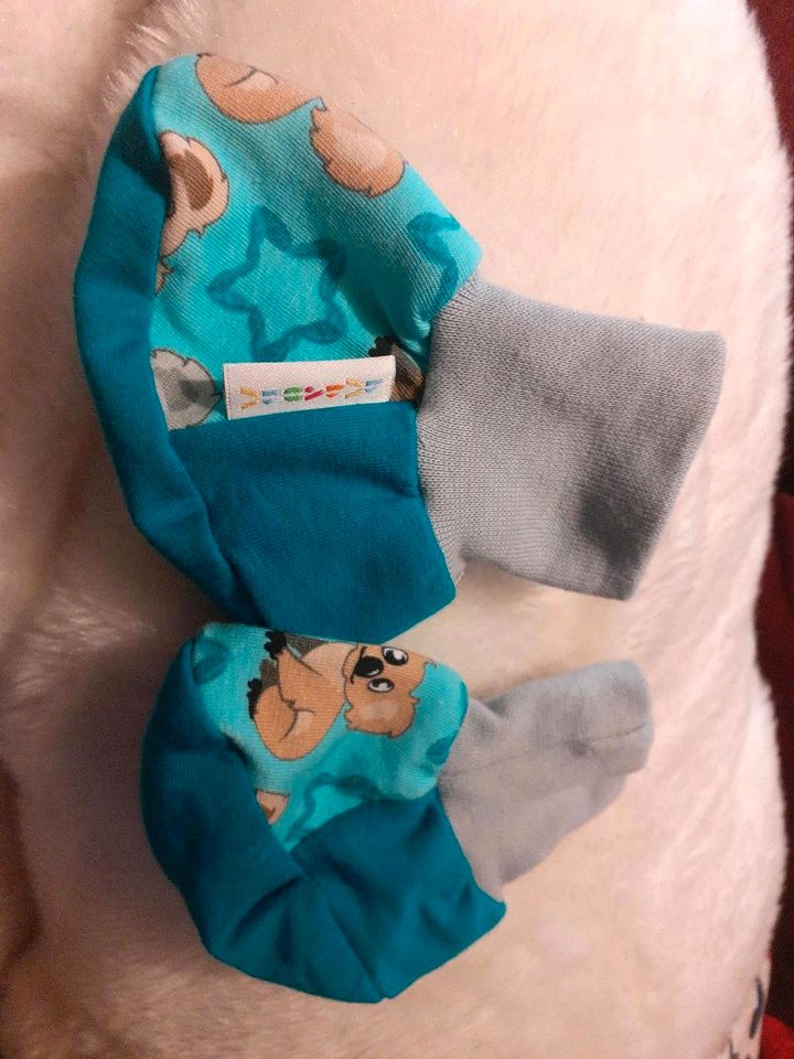 Baby Schühchen Socken Strümpfe Gr. 62-68 in Zossen-Waldstadt